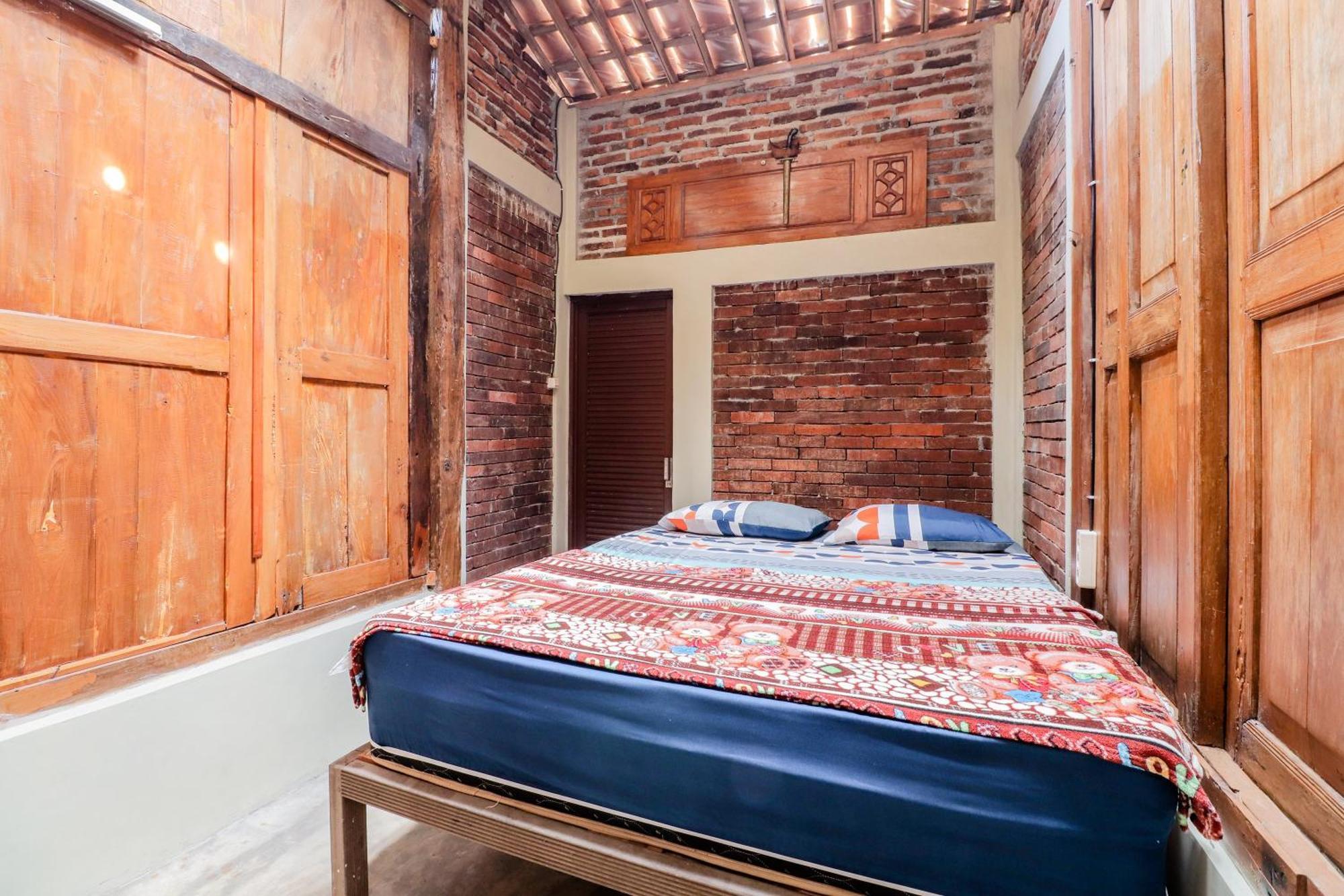 Nurudin House Appartement Magelang Buitenkant foto